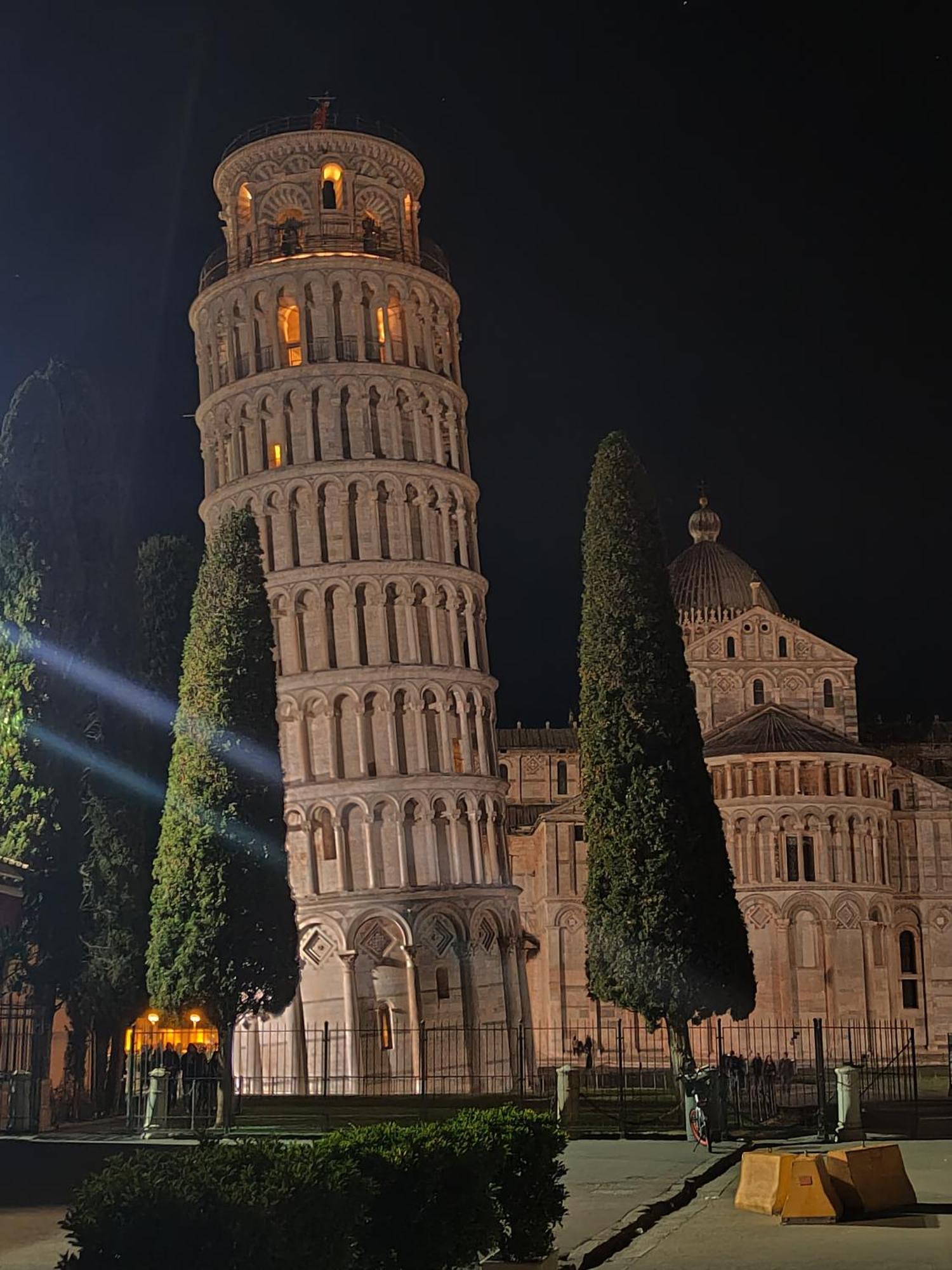 L'Angolo Di Galileo Пиза Экстерьер фото